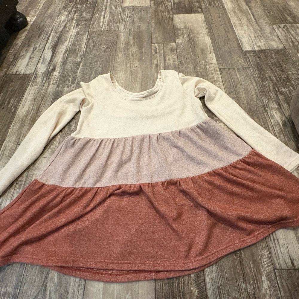 Easel Cream, Pink, and Red Long Sleeve Top